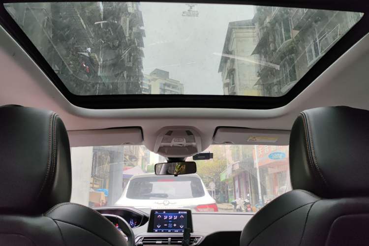 Used Peugeot 4008 2018 350THP Elite Edition Headliner