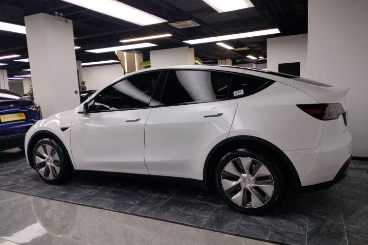 Used Tesla Model Y 2022 Revised Version Long-Range All-Wheel Drive