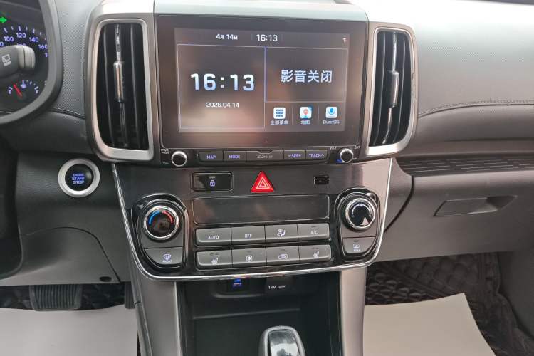Used Hyundai ix35 2018 2.0L Automatic Two-Wheel Drive Zhiyong·Changlian Edition Audio And AC Panel