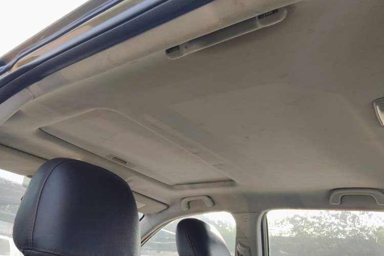 Used Changan CS75 2014 1.8T Automatic Elite Model China IV Standard
