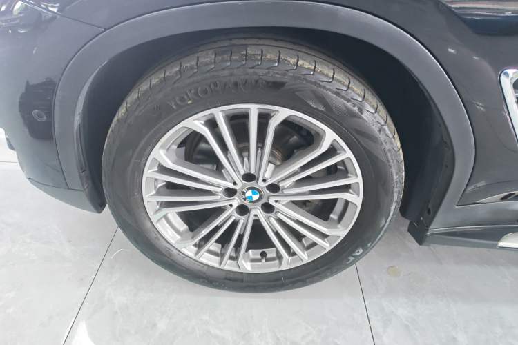 Used BMW X3 2018 xDrive28i Luxury Package China VI Emission Standard Exterior 2