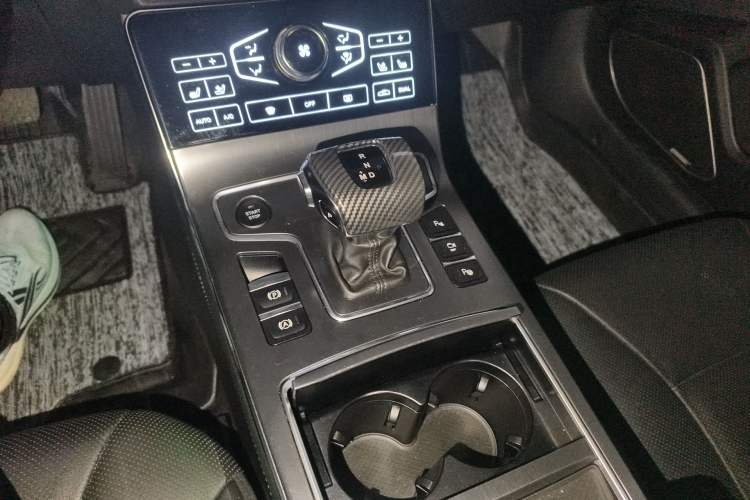 Used Hongqi H5 2020 1.8T Automatic Smart Connect Flagship Edition
