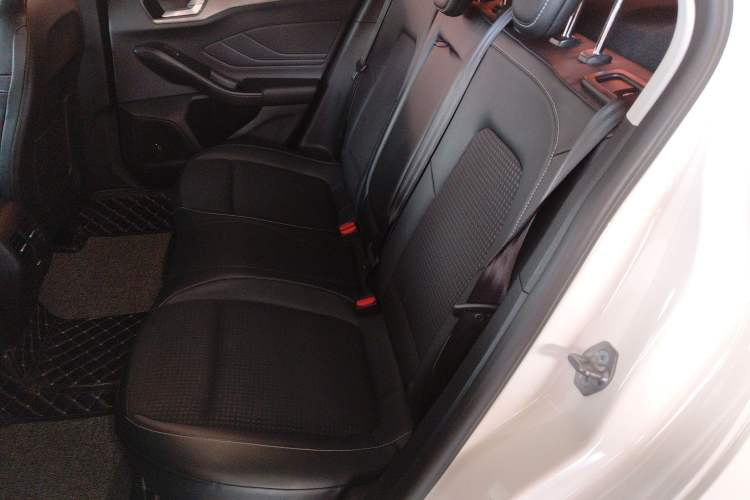 Used Ford Focus 2019 Sedan EcoBoost 180 Automatic Trend Edition