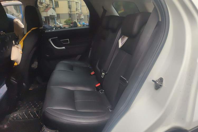 Used Land Rover Discovery Sport 2019 240 PS SE Version China V Standard