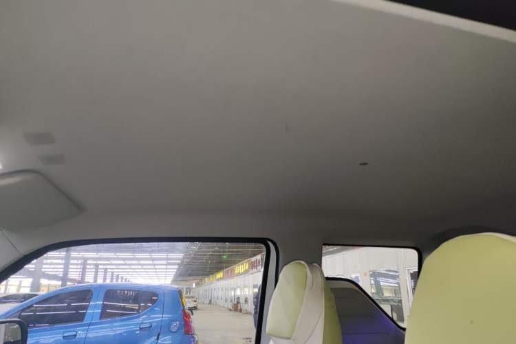 Used Geely Galaxy Panda 2024 Panda Mini 200km Endurance Bear
