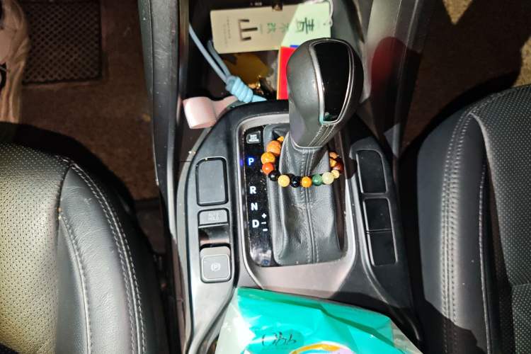 Used Hyundai Santa Fe 2015 2.0T Automatic Two-Wheel Drive Smart Version 5 Seats