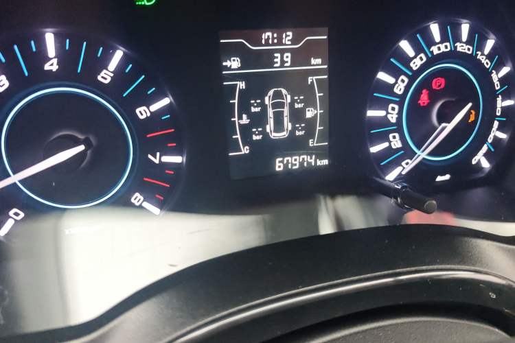 Used Chery Tiggo 3 2016 1.6L Manual ZhiShang Edition
