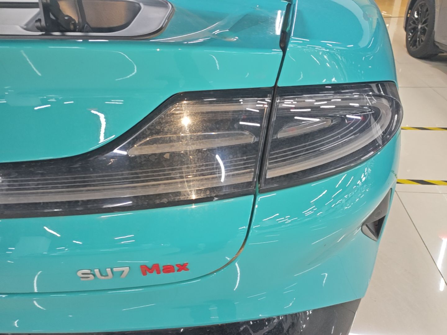 Xiaomi Auto SU7 2024 Four-Wheel-Drive Max Founder's Edition — снимка 9
