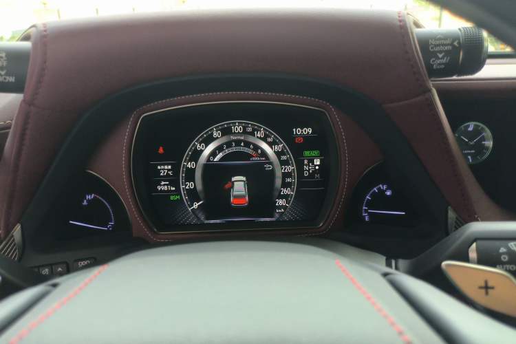 Used Lexus LS 2018 500h Executive Edition China VI Instrument Cluster