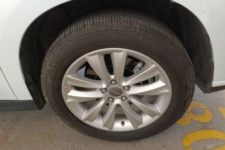 Used Haval H2 2016 Red-Label 1.5T Automatic Two-Wheel Drive Luxury Model
