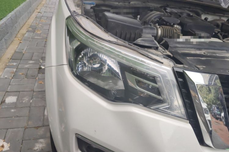 Used Nissan Terra 2020 2.5L XL Upper 4WD Automatic Four-Wheel Drive Luxury Edition Right Front Headlight