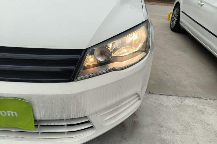 Used Volkswagen Jetta 2015 Value Edition 1.6L Automatic Fashion Version
