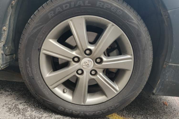 Used Toyota Verso 2015 180E CVT Crossover Edition