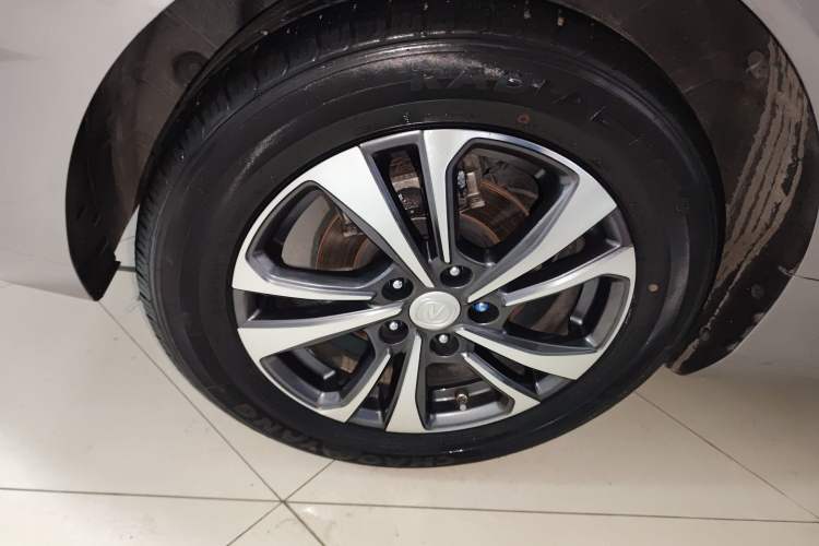 Used CHANGAN Eado 2020 PLUS Blue Whale NE 1.4T GDI DCT Prestige Model Right Rear Wheel Hub