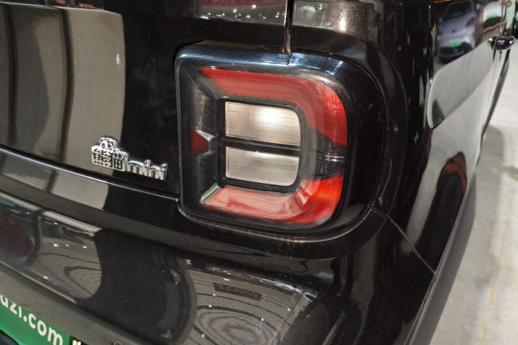 Used Geely Galaxy Panda 2024 200km Panda Kart Right Rear Taillight