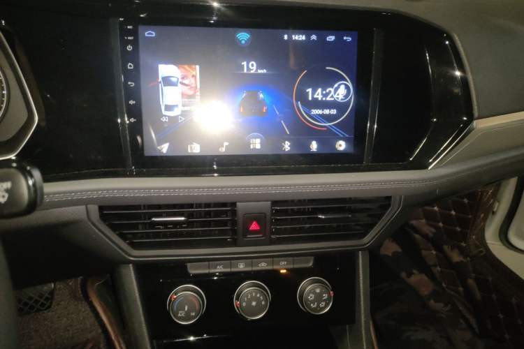 Used Volkswagen Sagitar 2019 200TSI DSG Comfort Version China VI Standard Audio And AC Panel