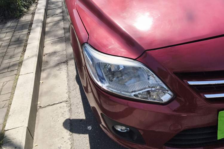 Used CHANGAN Alsvin V3 2012 1.3L Manual Comfort Version China IV Standard
