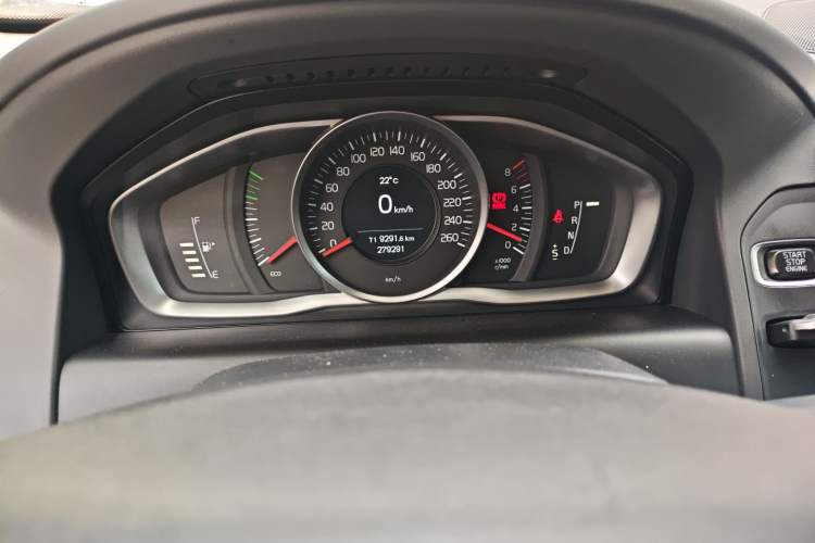 Used Volvo XC60 2015 T5 Smart Upgrade Model Instrument Cluster