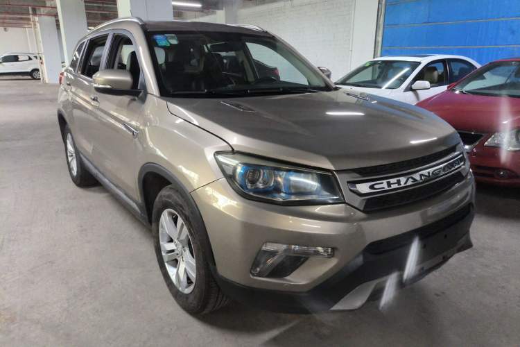 Used CHANGAN CS75 2014 2.0L Manual Luxury Version China V Standard
