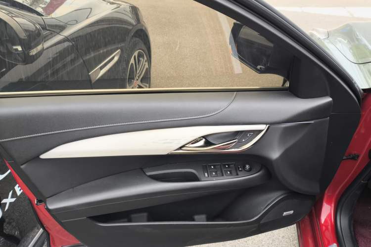 Used Cadillac ATS-L 2017 28T Fashion Edition
