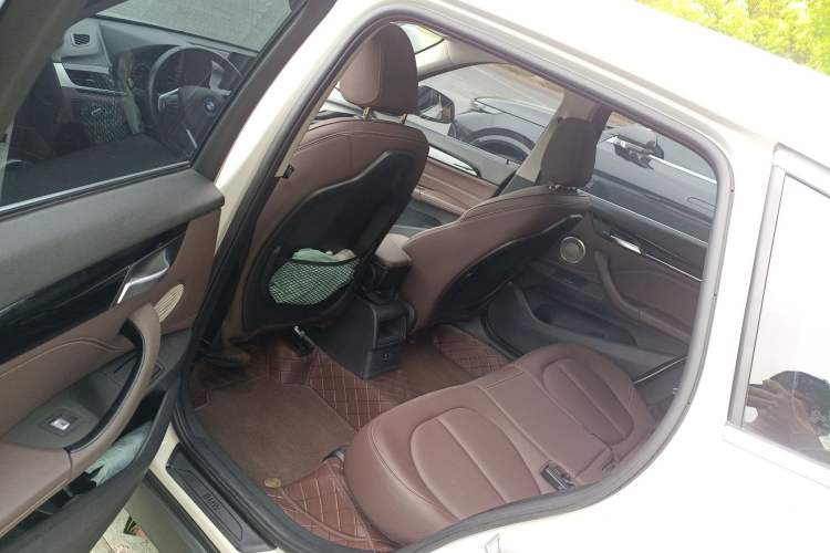 Used BMW X1 2021 sDrive20Li Fashion Model Left Rear Seat