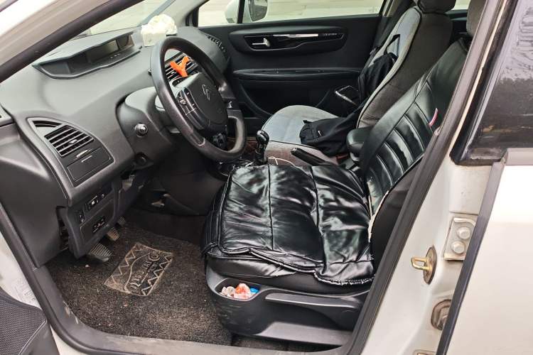 Used Citroen C-Quatre 2016 Classic Sedan 1.6L Manual CNG Left Front Seat