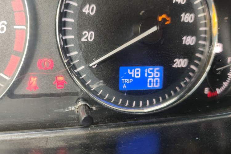 Used BAIC Weiwang M20 2014 1.5L practical type BJ415A Odometer Close Up