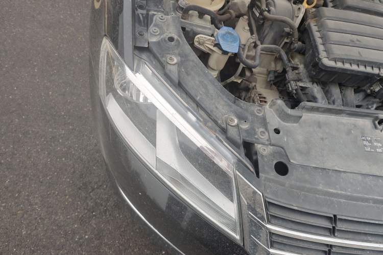 Used Volkswagen Lavida 2013 Revised Classic 1.6L Automatic Fashion Edition
