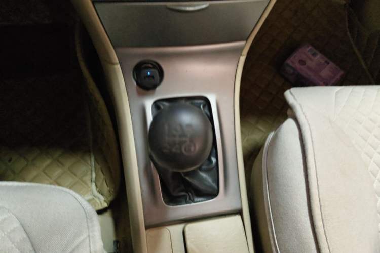 Used Toyota Corolla EX 2013 1.6L Manual Excellence Edition

