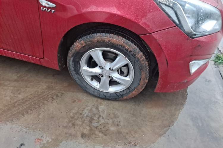 Used Hyundai Verna (older generation) 2014 1.4L Automatic Smart GLS
