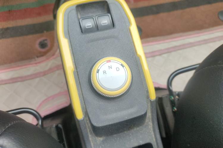 Used Chery QQ QQ Ice Cream 2022 170km Sundae Phosphate Lithium-Ion
