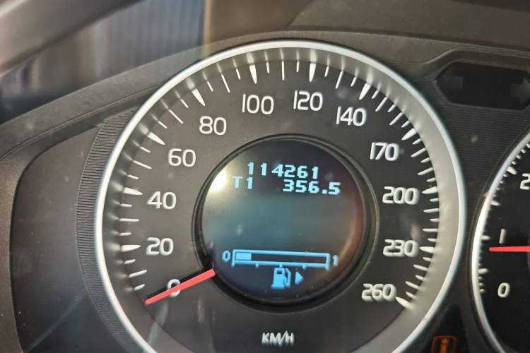 Used Volvo S80L 2011 2.0T Zhiya Edition