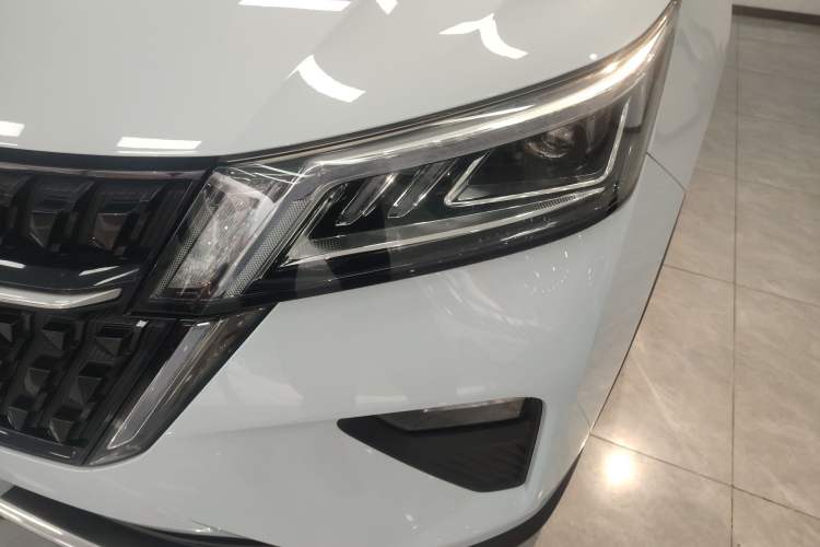 Used Wuling Asta 2022 2.0L DHT Electric-Speed Version