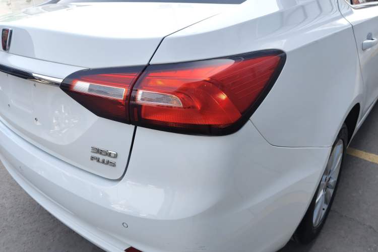 Used Roewe 360 2018 PLUS 1.5L Manual Luxury Edition
