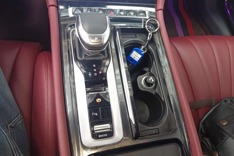 Used Hongqi H5 2023 2.0T Automatic Smart Connect Flagship Edition