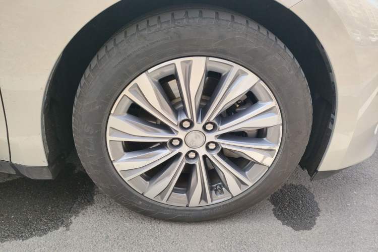 Used Hongqi E-QM5 2024 610 km PLUS