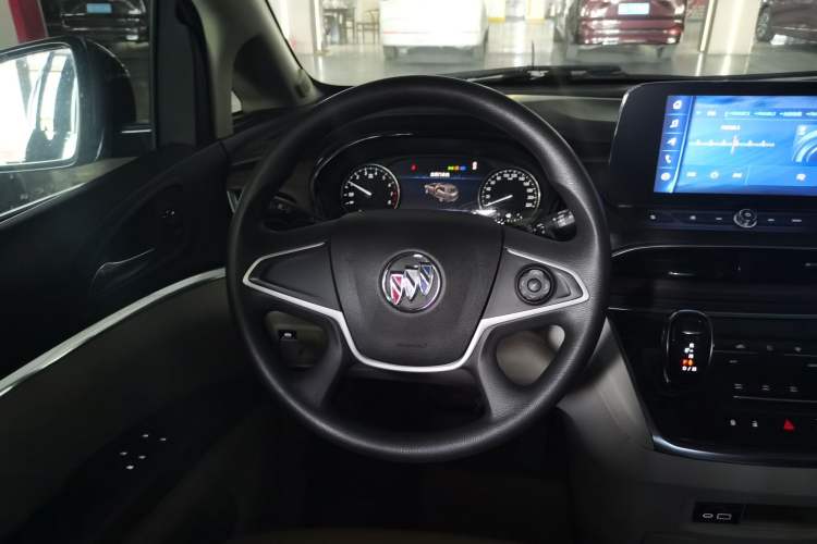 Used Buick GL8 2021 Land Cruiser Executive Class 652T Comfort Model