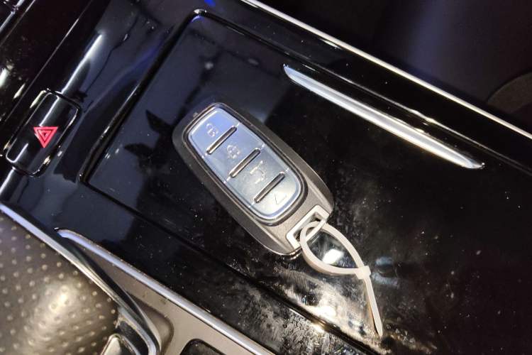 Used Roewe i6 MAX New Energy 2023 EV 420 Skyroof Special Edition