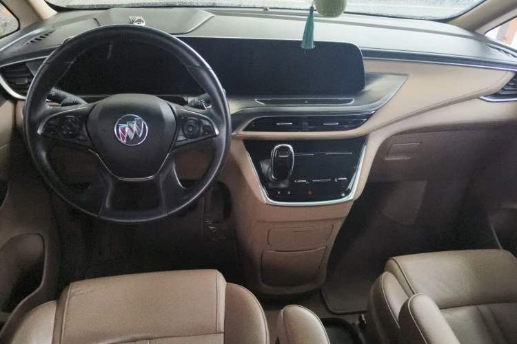 Used Buick GL8 2020 ES Land Cruiser 653T Luxury Edition Center Console