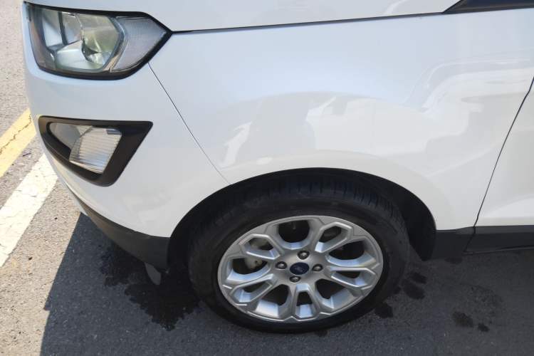 Used Ford EcoSport 2018 1.5L Automatic Platinum Wing Model
