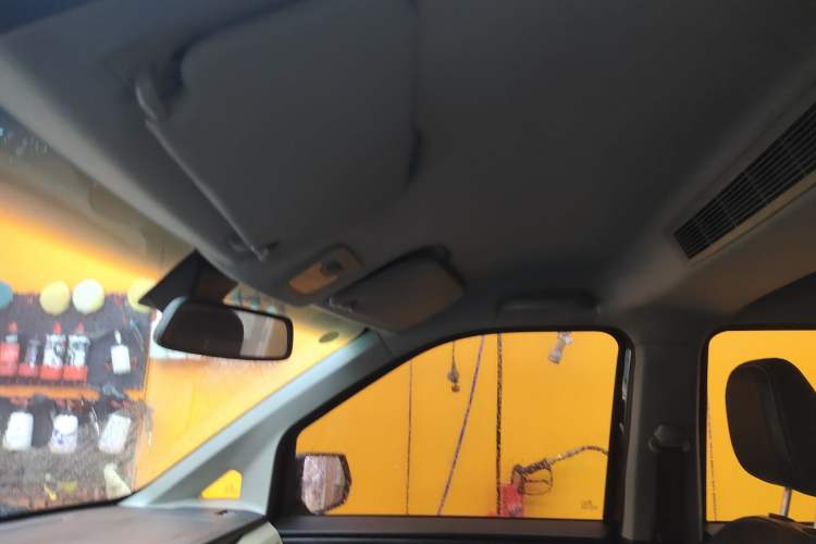 Used Wuling Hongguang PLUS 2020 1.5L Manual Comfort 7-Seater
