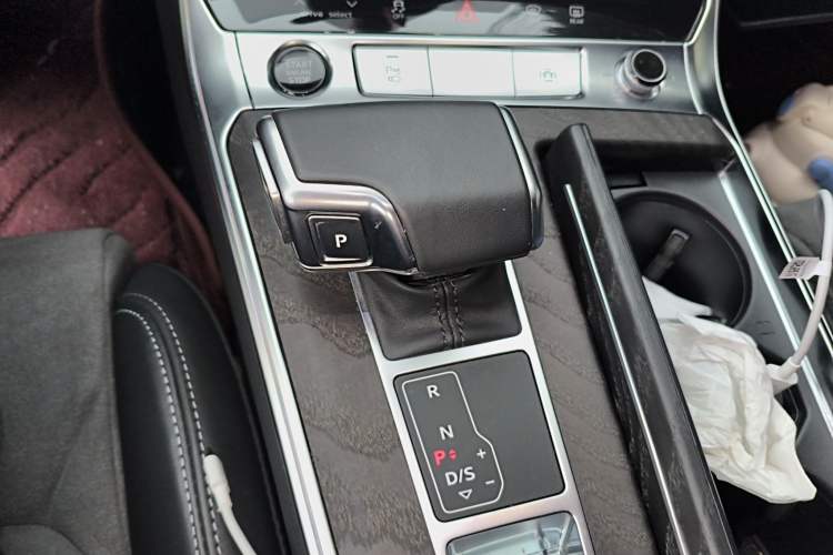 Used Audi A6L 2024 45 TFSI quattro Prestige Dynamic Edition
