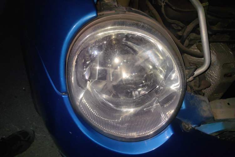 Used Chery QQ3 2012 Stylish Edition 1.0L Manual Start-Up Model Right Front Headlight