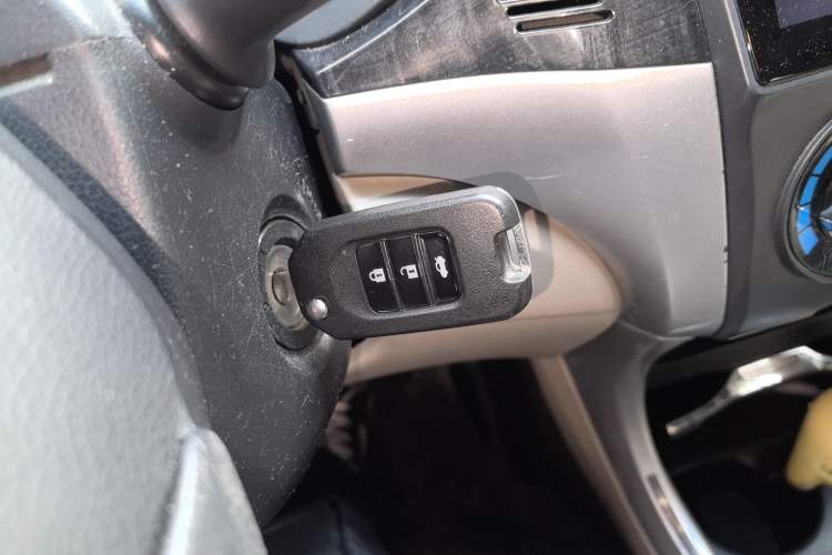 Used Honda Crider 2013 1.8L automatic comfort version