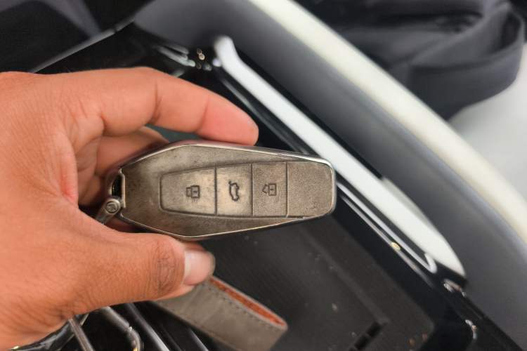 Used iCAR 03 2024 472km Four-Wheel Drive Long-Range Version