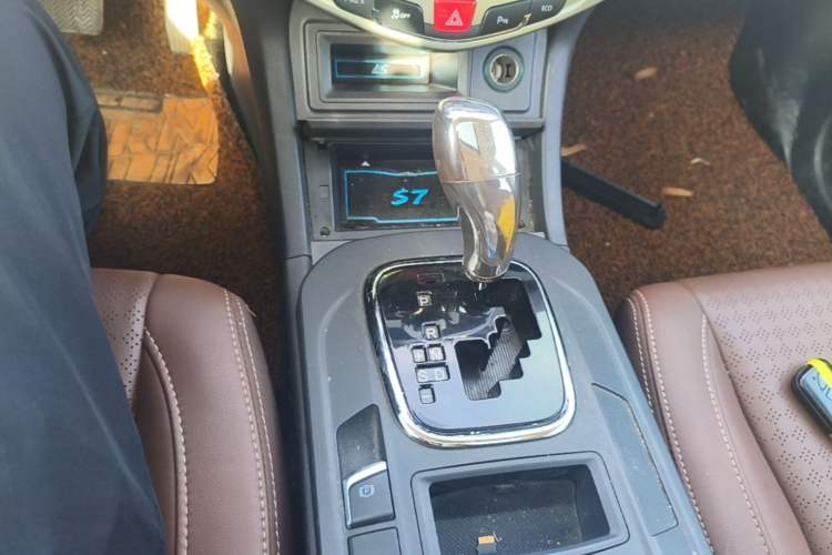 Used BYD S7 2015 2.0T Upgraded Automatic Luxury Version