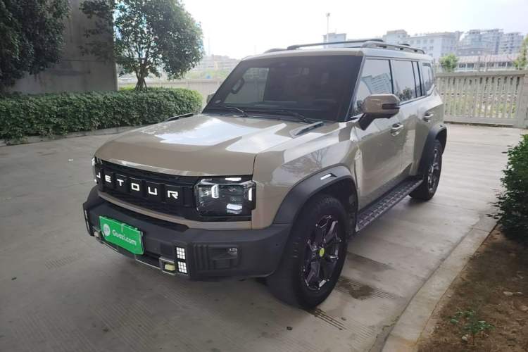 Used JETOUR Traveler 2023 2.0T All-Wheel Drive CrossPRO+