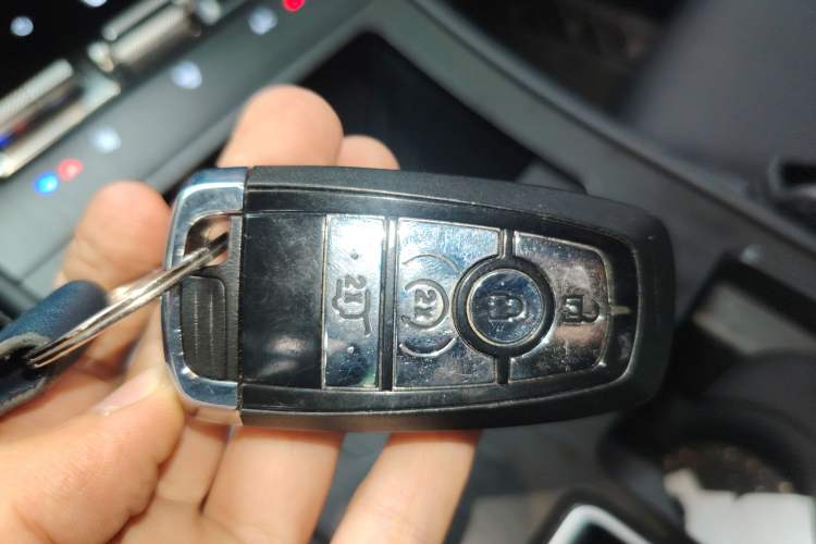 Used Lincoln Corsair 2023 2.0T Two-Wheel Drive Luxury Edition
