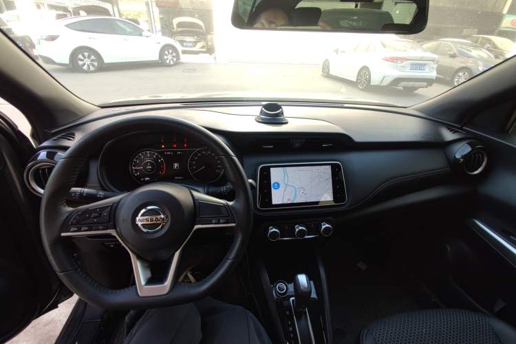 Used Nissan Kicks 2019 1.5L CVT Smart Connect Luxury Edition
