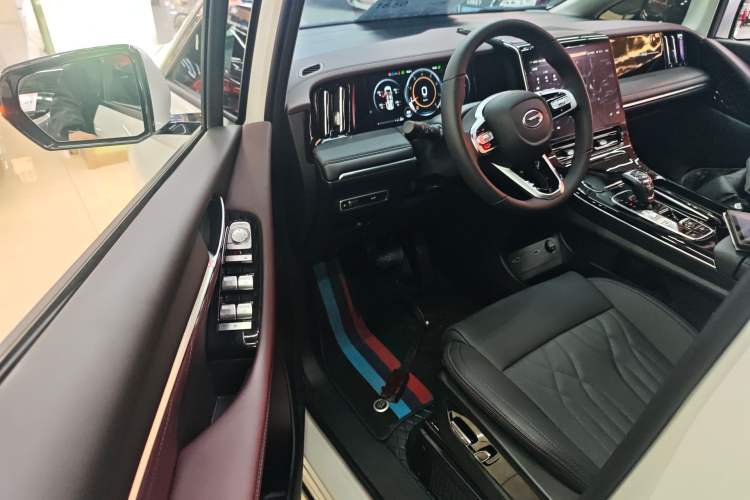 Used GAC Trumpchi M8 2024 Master Series 400T Prestige Edition
